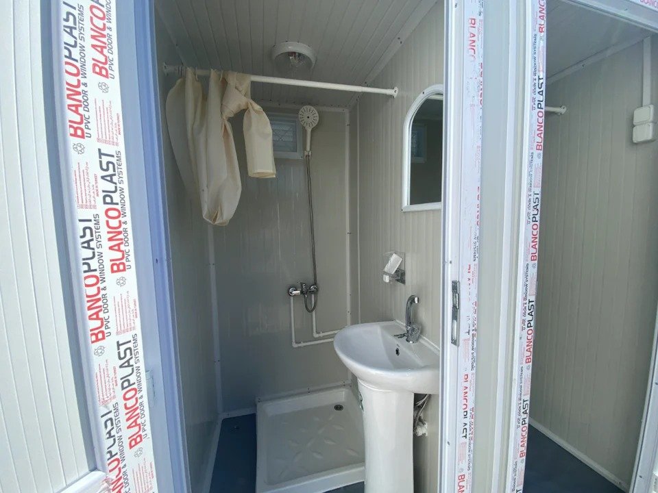 Contenedor Sanitario con Doble Ducha - Imagen 4