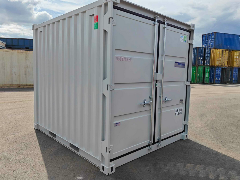 Nuevos contenedores 10′ (3 metros) - MIIU7187729 Gris claro RAL7035